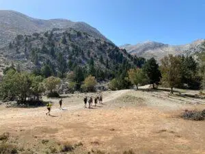 PHOTO 2022 09 20 22 41 11 300x225