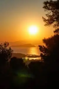 Find Your Magic Signature Retreats 200x300